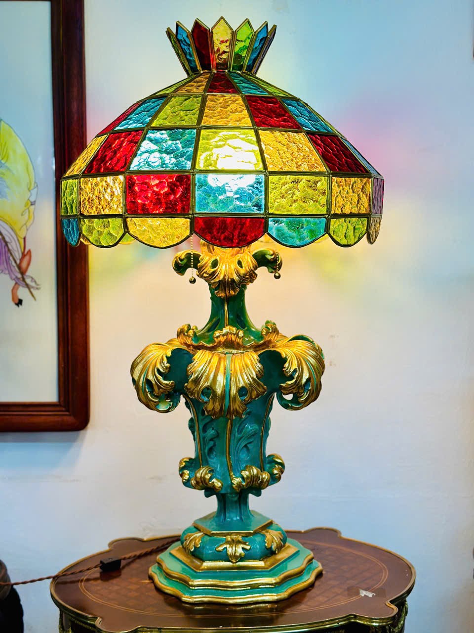 Đèn Bàn Họa Tiết Phong Cảnh Cổ